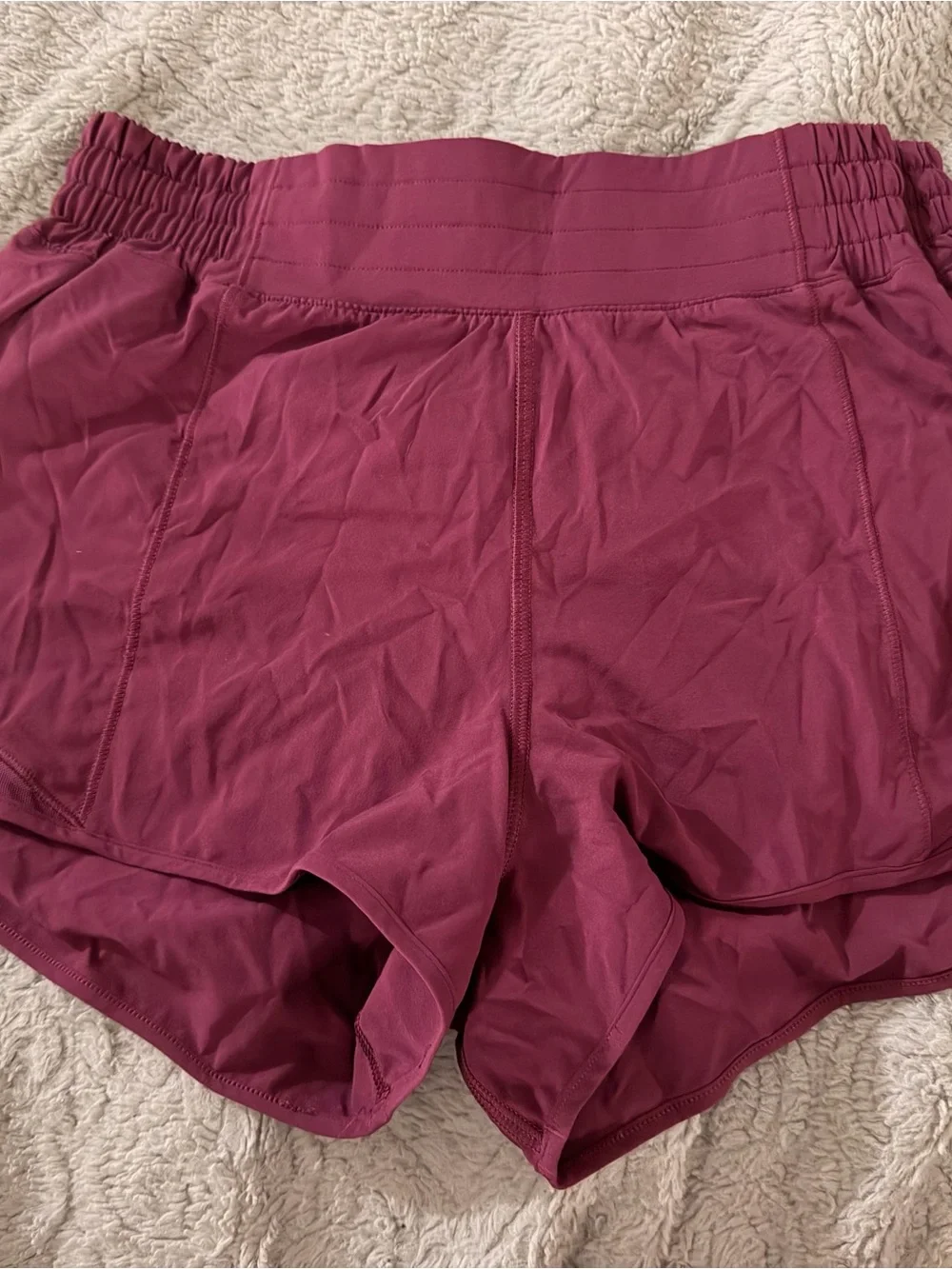 Lululemon hotty hot shorts berry